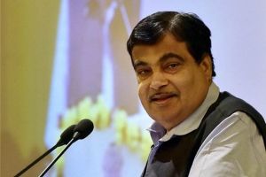  एक आयात प्रतिस्थापन नीति पर विचार कर रही है सरकार- गडकरी