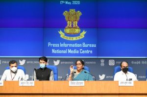 वित्त मंत्री ने आत्मनिर्भर भारत अभियान  के तहत सात सेक्टरों में सरकारी सुधारों और सहायक उपायों की घोषणा की