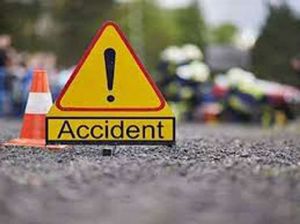  महाराष्ट्र में बस-ट्रक की भिडंत में तीन प्रवासी मजदूरों तथा चालक की मौत, 22 घायल