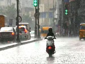 महाराष्ट्र के अधिकतर इलाकों में पहुंचा मानसून, मुंबई में हुई बारिश