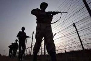  जम्मू-कश्मीर के रजौरी में पाक सेना ने नियंत्रण रेखा पर अग्रिम इलाकों में गोलाबारी की