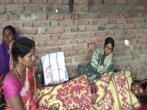 बिजली गिरने से 21 की मौत