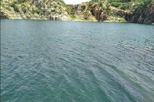  कृत्रिम झील में नहाने आए दो किशोरों की डूबने से मौत