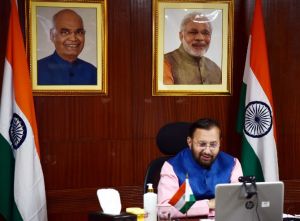  सरकार फिल्म निर्माण फिर से शुरू करने के लिए एसओपी की घोषणा करेगी - प्रकाश जावडेकर