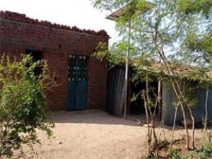 दो से आठ साल के 4 बेटों की हत्या कर पिता ने खुद फांसी लगाई!