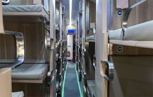 रेलवे के किफायती एसी-3 थ्री टियर डिब्बे में 83 बर्थ