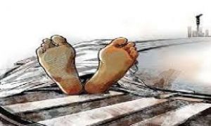 पूर्व मंत्री के भतीजे का शव रेल पटरी से बरामद