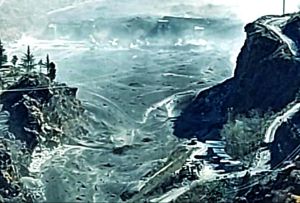  ऋषिगंगा नदी के उपर झील मिली