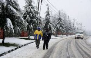  कश्मीर घाटी में न्यूनतम तापमान शून्य के नीचे