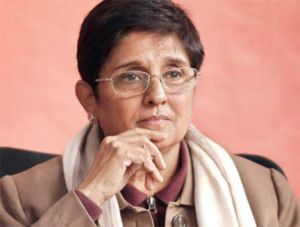 किरण बेदी को पुडुचेरी के उपराज्यपाल पद से हटाया गया