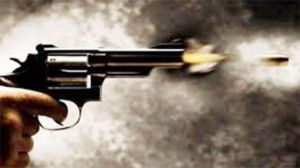  दिनदहाड़े युवक की गोली मारकर हत्या