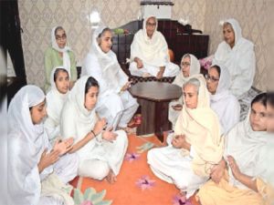 श्री प्रेम मंदिर में अनूठी परंपरा- पूरे देश में हैं कुल 9 मंदिर, सभी में महिलाएं अध्यक्ष