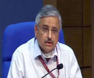  कोविड-19 टीका आठ-दस महीने तक सुरक्षा देने में सक्षम हो सकता है: एम्स निदेशक