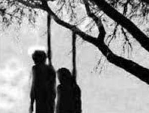 पेड़ से लटका मिला युवक-युवती का शव
