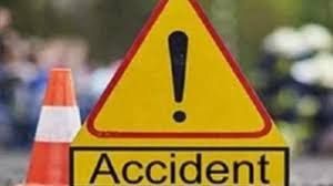  ट्रक ने पिकअप वाहन को टक्कर मारी, सेना के जवान सहित तीन की मौत