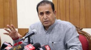   महाराष्ट्र के गृह मंत्री अनिल देशमुख ने अपने पद से इस्तीफा दे दिया