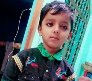  लापता बच्चे का शव कुएं से बरामद