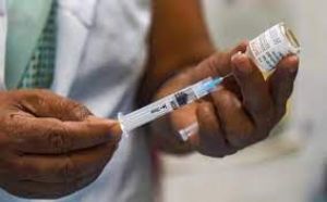  जेलों में अब तक लगभग 200 कैदियों को टीका लगाया गया