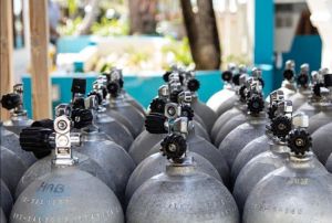   तरल ऑक्सीजन के गैर चिकित्सकीय उपयोग पर लगी रोक, संयंत्रों से उत्पादन बढ़ाने को कहा गया