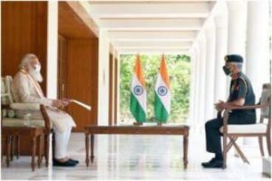  प्रधानमंत्री ने कोविड-19 प्रबंधन को लेकर सेना की तैयारियों की समीक्षा की