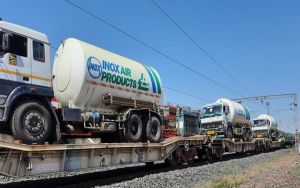   रेलवे ने अब तक  विभिन्न राज्यों में 19 हजार 400 मीट्रिक टन से अधिक तरल चिकित्सा ऑक्सीजन पहुंचाई  