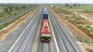  डीएफसी पर मालगाड़ी 99.3 किलोमीटर प्रति घंटे की रफ्तार से दौड़ी, राजधानी से तेज गति