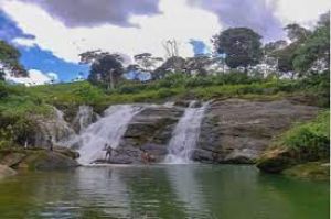  लोगों के झील, झरनों पर जमा होने पर रोक लगाई गई