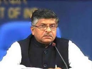  सूचना प्रौद्योगिकी मंत्री ने कहा - सरकार किसी भी सोशल मीडिया प्लेटफार्म पर रोक लगाने के पक्ष में नहीं, लेकिन उन्हें देश के कानून का पालन करना होगा