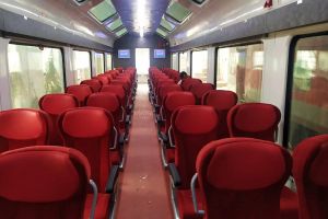  रेलवे के विस्टाडोम डिब्बों से पश्चिमी घाट का दिखाई देगा मनमोहक दृश्य