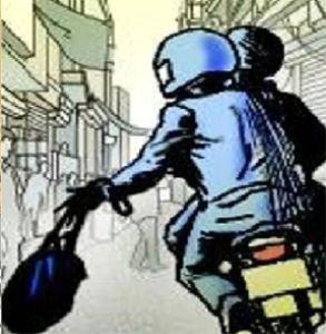  पेट्रोल पंप कर्मी पर हमला कर 40 लाख रुपये लूटे