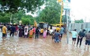 मकान ढहने से 7 लोगों की मौत, 67 लोगों को सुरक्षित स्थानों पर पहुंचाया गया