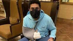  सर्जरी के बाद फिर काम पर लौटे अभिषेक बच्चन