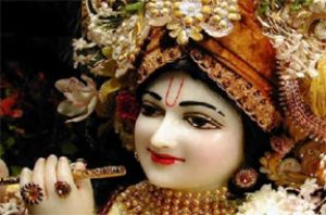  जन्माष्टमी पर भागवत भवन में रेशम के धागों से बनी &lsquo;हरि चंद्रिका' पोशाक धारण कर दर्शन देंगे राधाकृष्ण