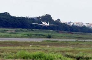 सीएसआईआर-एनएएल द्वारा विकसित नयी पीढ़ी के विमान हंस ने पहली उड़ान भरी