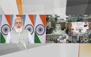  प्रधानमंत्री नरेन्द्र मोदी ने शिक्षक पर्व के आरंभिक सम्मेलन को संबोधित करते हुए शिक्षा क्षेत्र में कई प्रमुख पहलों की शुरूआत की