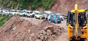 अरूणाचल प्रदेश में 20 जगह भूस्खलन से यातायात प्रभावित