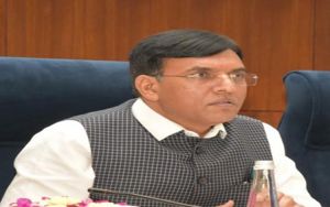 सरकार कोविड टीकाकरण में तेजी लाने के लिए अगले महीने से हर घर दस्&zwj;तक महा अभियान शुरू करेगी