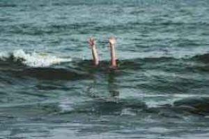 नदी में डूबने से महिला, उसके बेटे और भतीजे की मौत