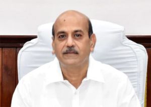 रेलवे बोर्ड के अध्यक्ष एसं सीईओ नियुक्त किये गए वी के त्रिपाठी