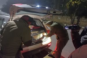  23.8 करोड़ रुपये मूल्य की बेहिसाबी नकदी, शराब और मादक पदार्थ जब्त