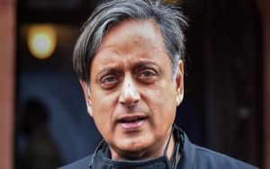 कांग्रेस नेता शशि थरूर ने डिजिटल मुद्रा पर सरकार के प्रस्ताव को उचित बताया