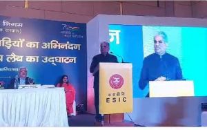 तिमाही रोजगार सर्वेक्षण और ईपीएफओ पेरोल डेटा की सर्वेक्षण रिपोर्ट के अनुसार देश में रोजगार के अवसर बढ़ रहे हैं