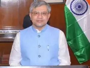 प्रधानमंत्री चाहते हैं ठाणे रेलवे स्टेशन विश्वस्तरीय बने : रेल मंत्री