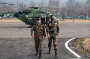  लद्दाख की पहली यात्रा पर लेह पहुंचे सेना की उत्तरी कमान के कमांडर