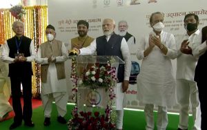  मेट्रो रेल समेत सार्वजनिक परिवहन व्यवस्था में सुधार पर ध्यान केंद्रित कर रहा है केंद्र: प्रधानमंत्री