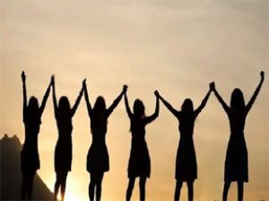 गांव में हर घर की मालिक महिलाएं