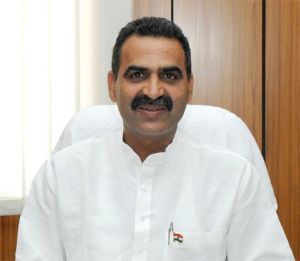 टीकों, पोषण वाले उत्पादों के आयात में कमी लाने को अनुसंधान पर ध्यान देने की जरूरत: बालयान