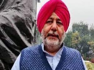 शादियों में अधिकतम 50 बाराती और 11 पकवान हों, इसके लिए कानून बने: कांग्रेस सांसद शादियों में अधिकतम 50 बाराती और 11 पकवान हों, इसके लिए कानून बने: कांग्रेस सांसद