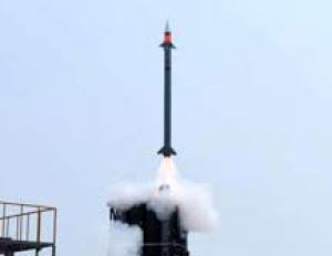 भारत ने सतह से हवा में मार करने वाली दो और मिसाइलों का सफल परीक्षण किया