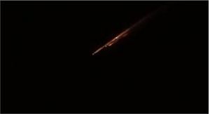 मध्य प्रदेश में उल्कापिंड गिरने जैसी चमकती रोशनी धरती पर आते दिखी मध्य प्रदेश में उल्कापिंड गिरने जैसी चमकती रोशनी धरती पर आते दिखी